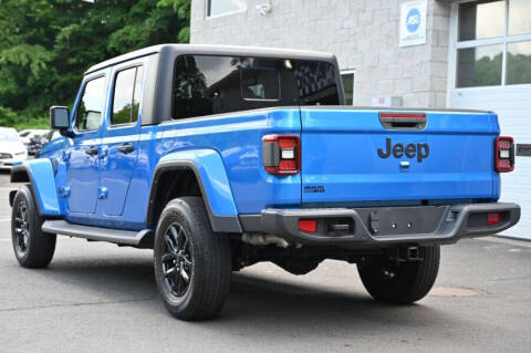 2022 Jeep Gladiator Altitude