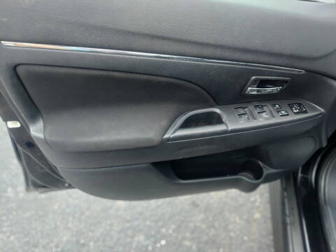 2016 Mitsubishi Outlander Sport 2.4 ES