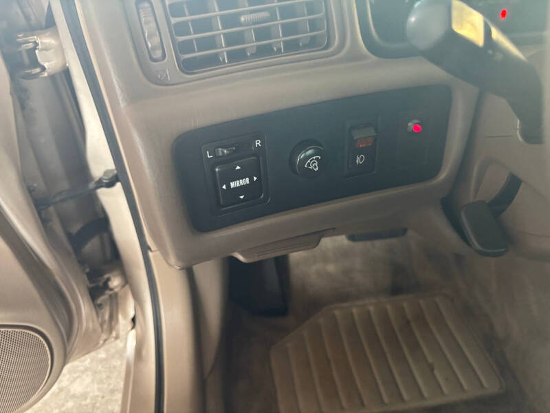 1999 Toyota Camry LE V6