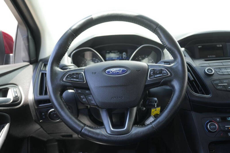 2017 Ford Focus SE