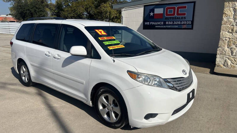 2012 Toyota Sienna LE 8-Passenger