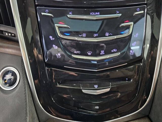 2019 Cadillac Escalade Luxury
