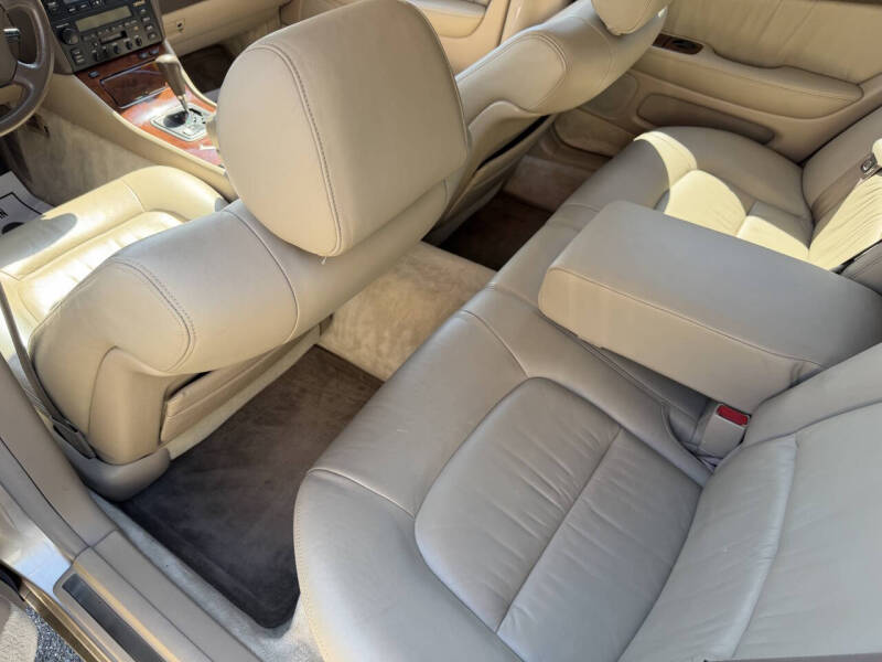 1996 Lexus LS 400