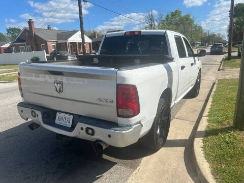 2017 RAM 1500 Express