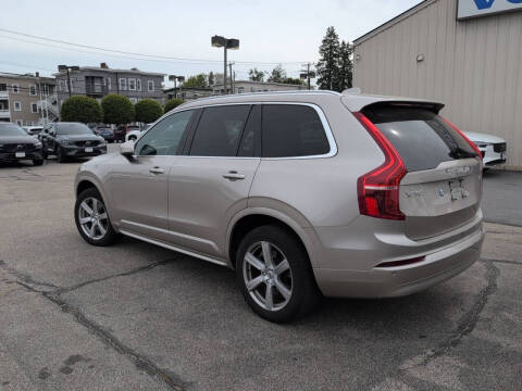 2023 Volvo XC90 B5 Core