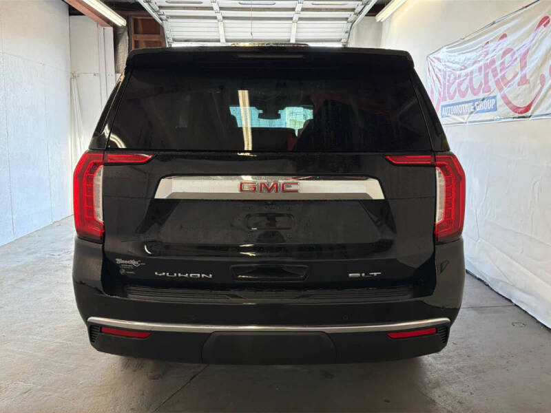 2023 GMC Yukon XL SLT