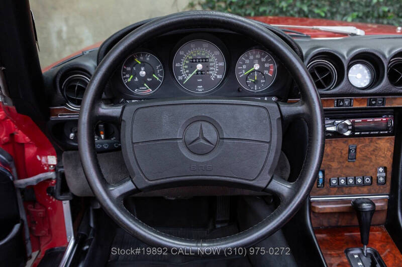 1987 Mercedes-Benz 560-Class 560 SL