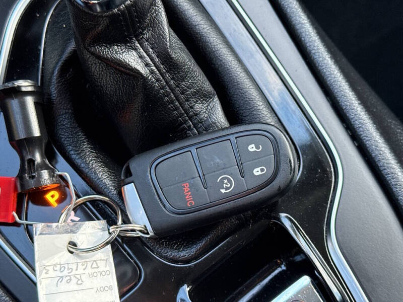 2020 Jeep Cherokee Altitude