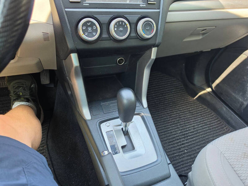 2017 Subaru Forester 2.5i