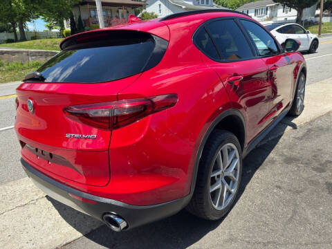 2019 Alfa Romeo Stelvio Ti Sport