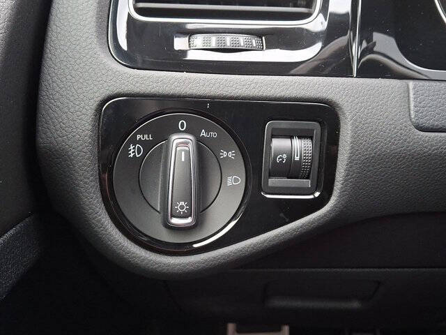 2018 Volkswagen Golf GTI S