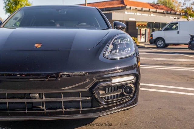 2023 Porsche Panamera GTS