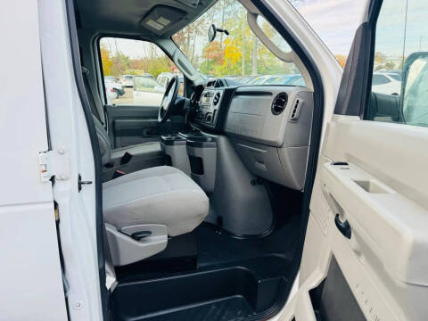 2013 Ford E-Series E-250