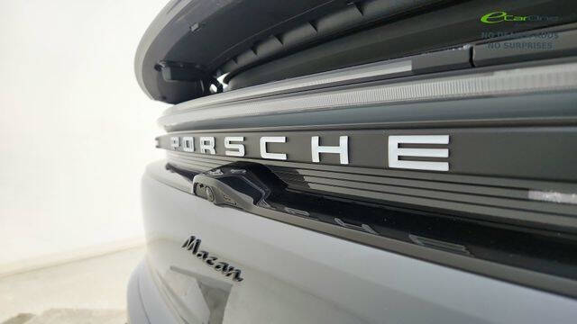 2025 Porsche Macan Electric