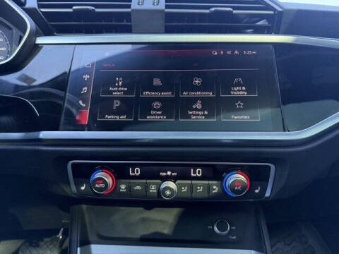 2023 Audi Q3 quattro S line Premium 45 TFSI