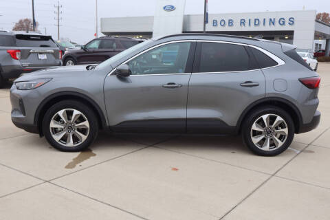 2025 Ford Escape Hybrid Platinum