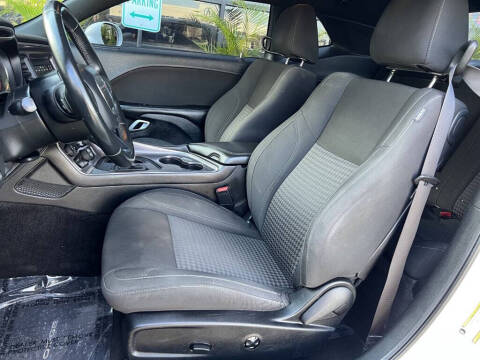 2018 Dodge Challenger SXT