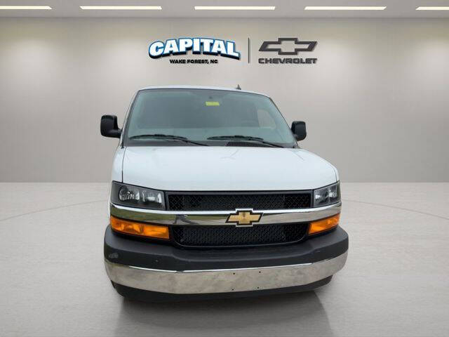2025 Chevrolet Express 2500