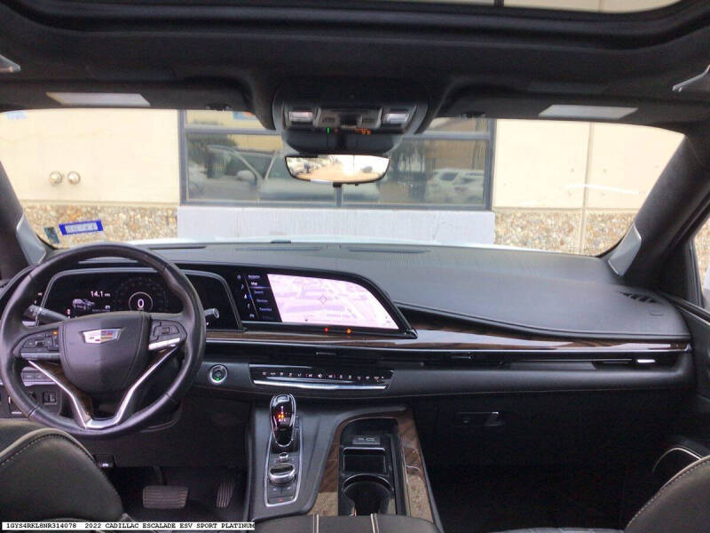 2022 Cadillac Escalade ESV Sport Platinum