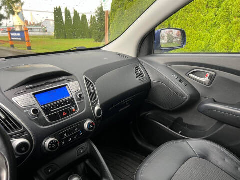 2011 Hyundai Tucson GLS