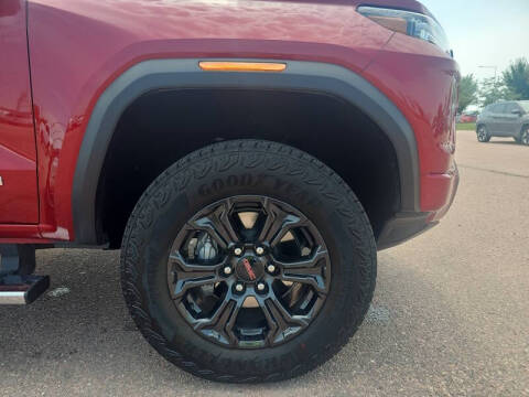2024 GMC Canyon Elevation