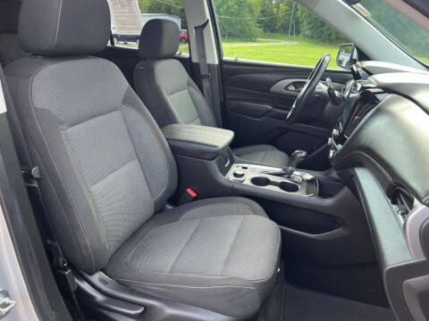 2020 Chevrolet Traverse LT Cloth