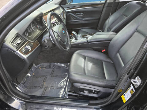 2016 BMW 5 Series 528i