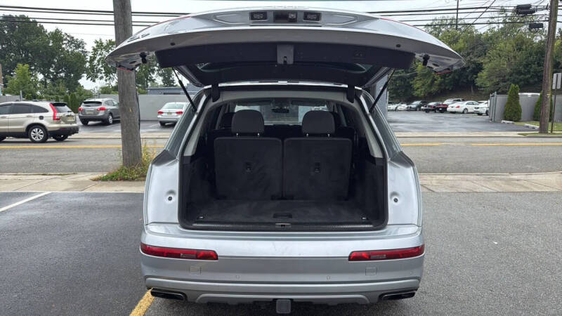 2019 Audi Q7 quattro Prestige 55 TFSI