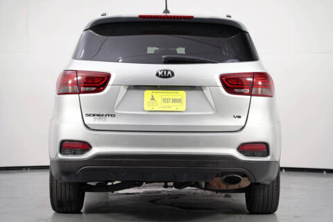2020 Kia Sorento S V6