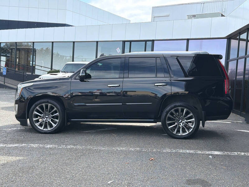2020 Cadillac Escalade Platinum