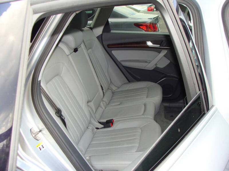 2019 Audi Q5 quattro Premium 45 TFSI