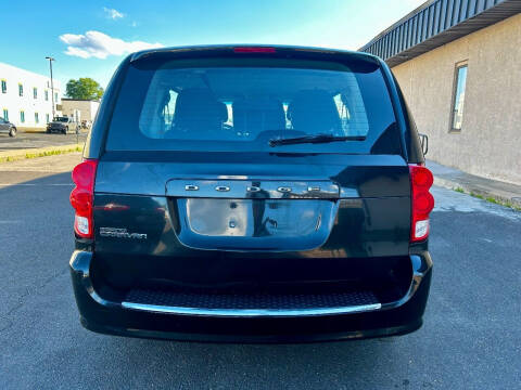 2016 Dodge Grand Caravan American Value Package