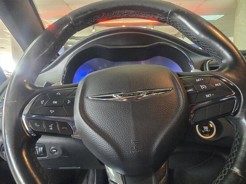 2016 Chrysler 200 S