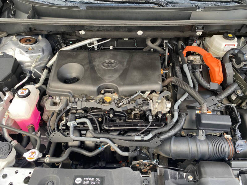 2022 Toyota RAV4 Hybrid XLE Premium