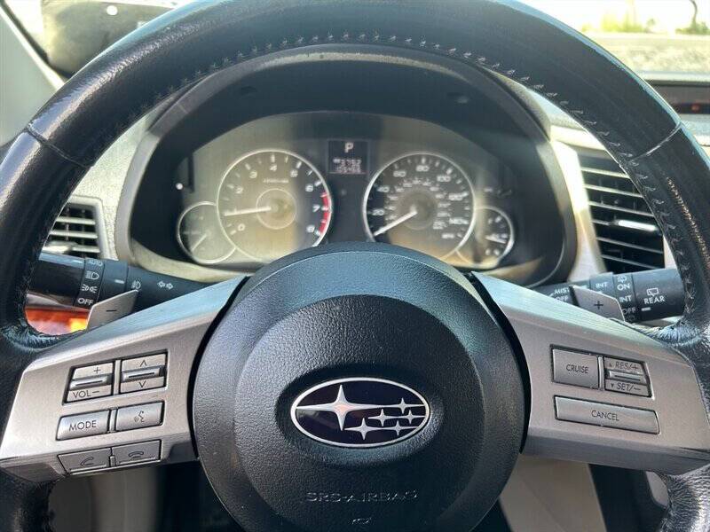 2011 Subaru Outback 2.5i Limited