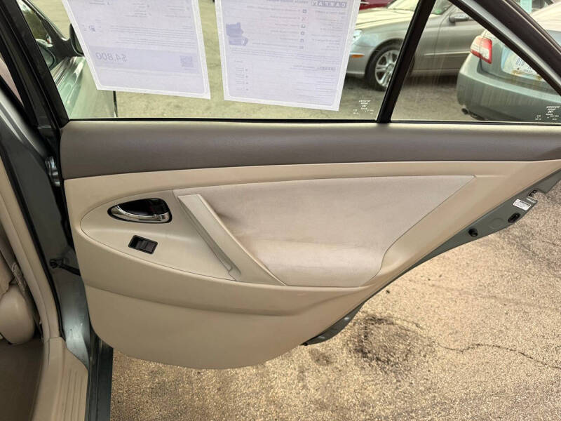 2009 Toyota Camry LE