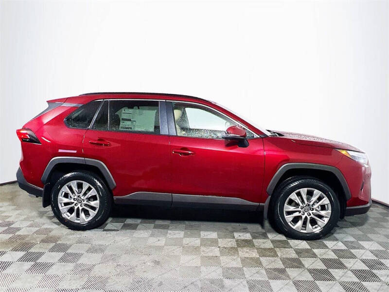 2025 Toyota RAV4 XLE Premium