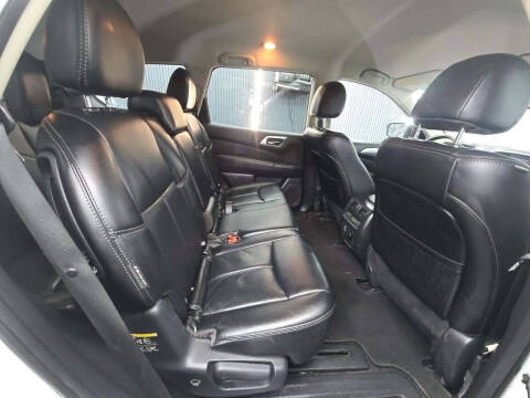 2018 Nissan Pathfinder SL