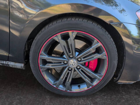 2017 Volkswagen Golf GTI