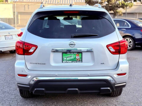 2018 Nissan Pathfinder Platinum