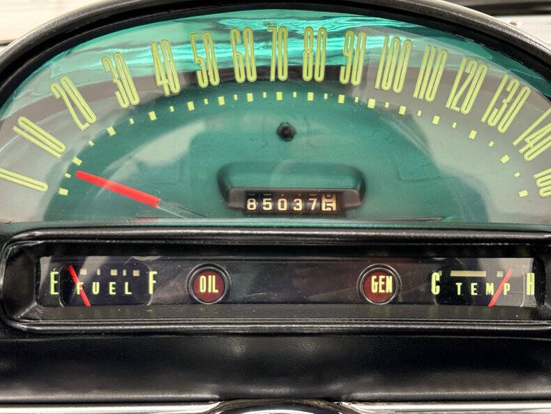 1955 Ford Thunderbird