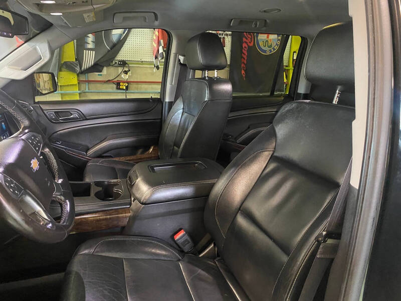 2017 Chevrolet Suburban LT