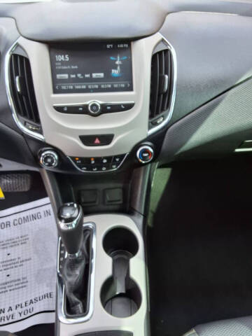 2018 Chevrolet Cruze LS Auto