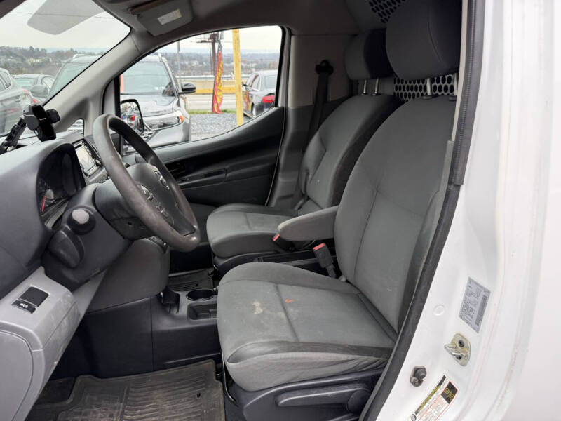 2019 Nissan NV200 S