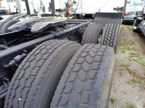 2016 Freightliner Cascadia