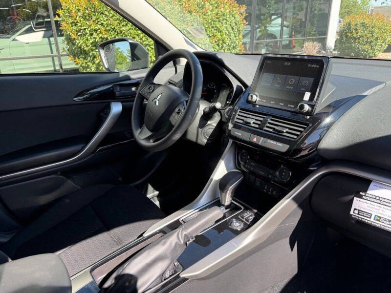 2026 Mitsubishi Eclipse Cross LE