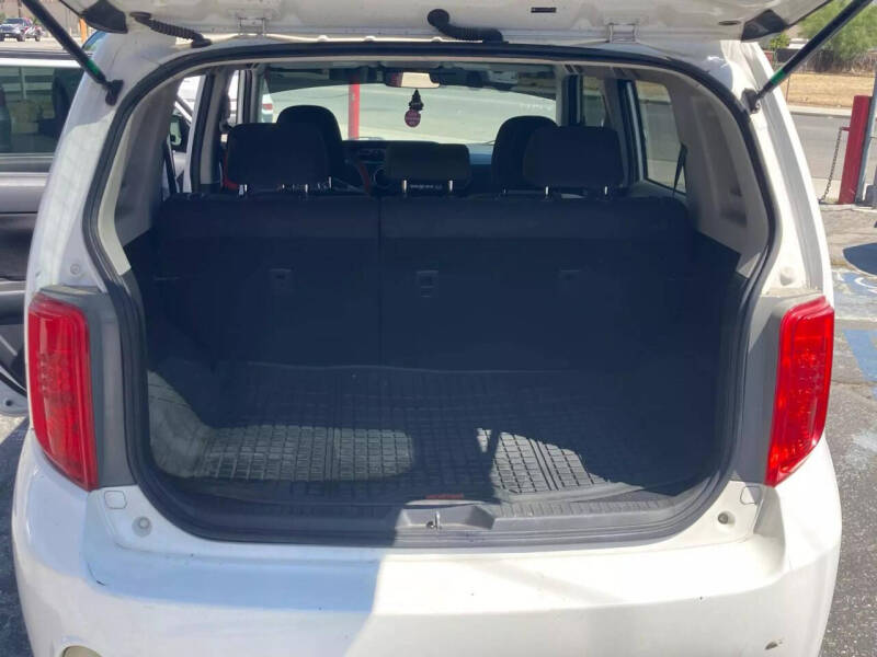 2008 Scion xB Base photo 9