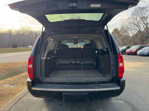2009 Chevrolet Suburban LTZ