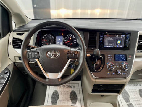 2015 Toyota Sienna