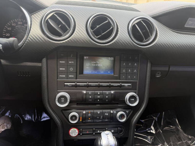 2015 Ford Mustang V6